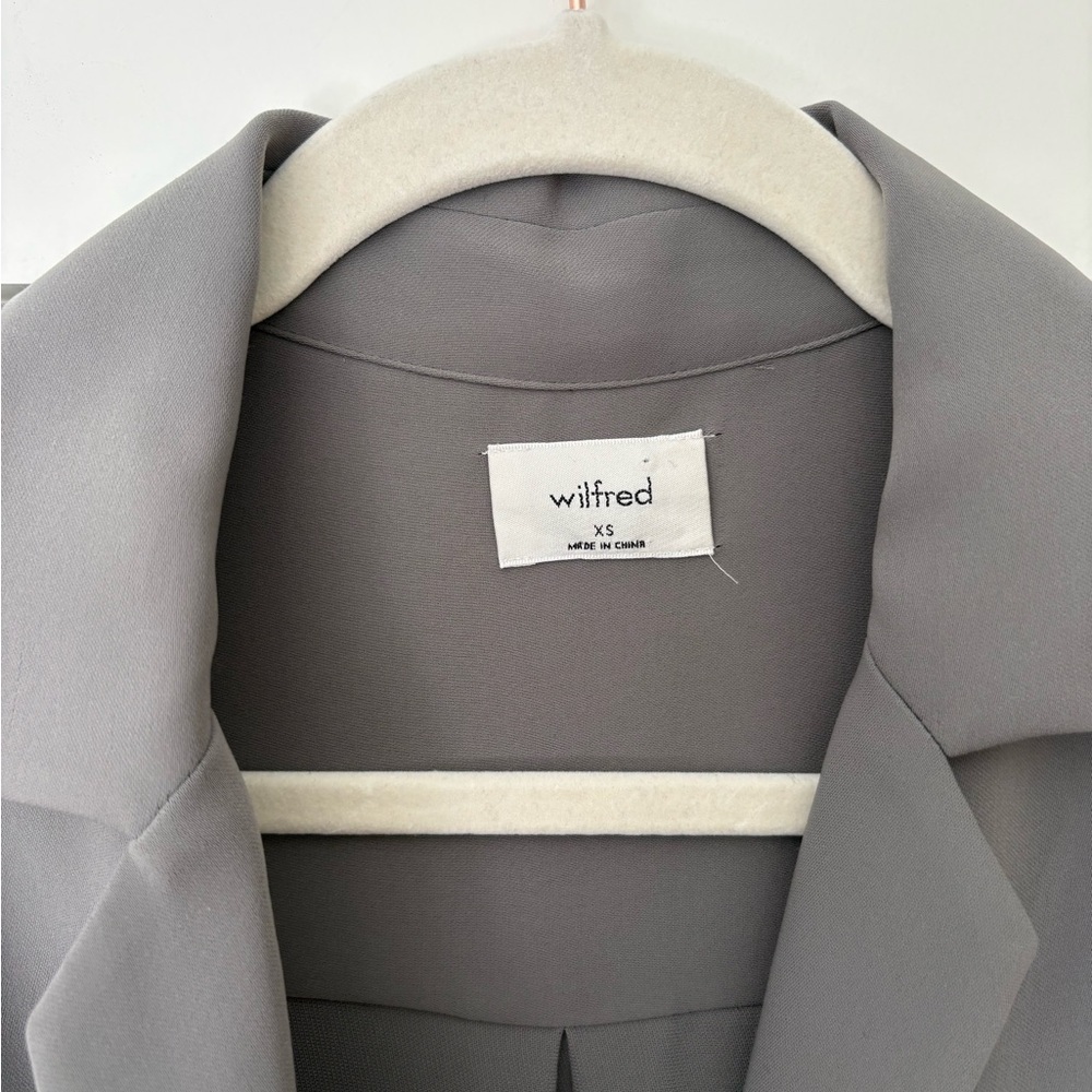 Aritzia Wilfred Shirt Size XS - Picture 5 of 6